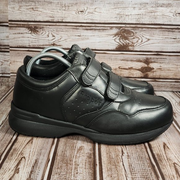 PROPET Life Walker Men\'s 8 X (3E) Leather Black Adj. Straps Sneakers Shoes EUC